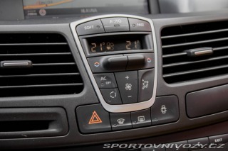 Renault Laguna Coupé Coupé 3.0DCi V6 2010 AT/ 2010