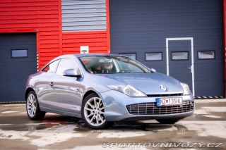 Renault Laguna Coupé Coupé 3.0DCi V6 2010 AT/ 2010