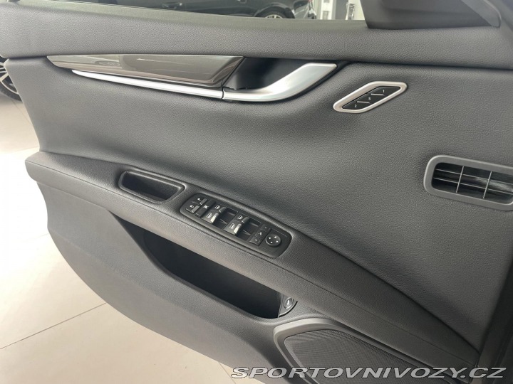 Maserati Ghibli SQ4 302kW*V6*REZERVACE! 2015