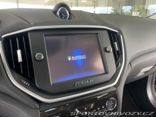 Maserati Ghibli SQ4 302kW*V6*KeyLess*TopS 2015