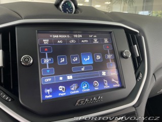 Maserati Ghibli SQ4 302kW*V6*KeyLess*TopS 2015