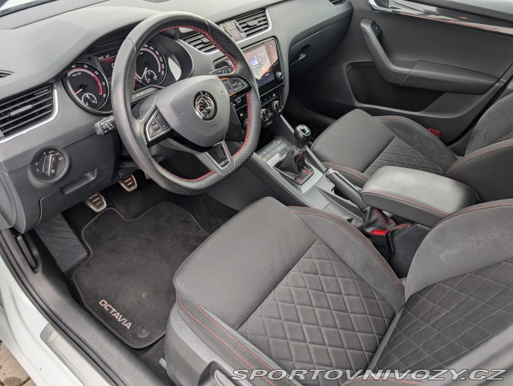 Škoda Octavia RS 2.0 TSI / 180 kW RS 2018