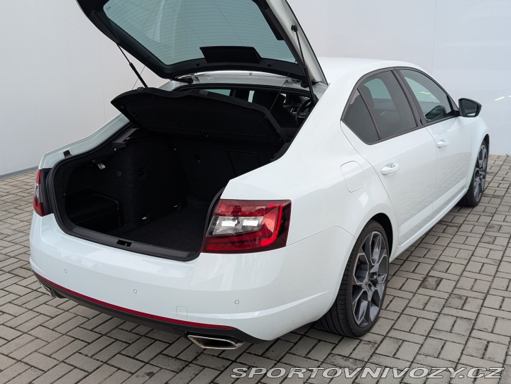 Škoda Octavia RS 2.0 TSI / 180 kW RS 2018