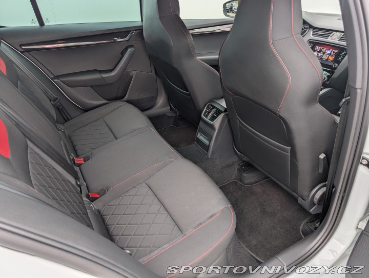 Škoda Octavia RS 2.0 TSI / 180 kW RS 2018