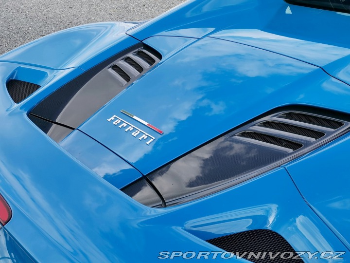 Ferrari F8 Spider *Lift*360°*Carbon 2023