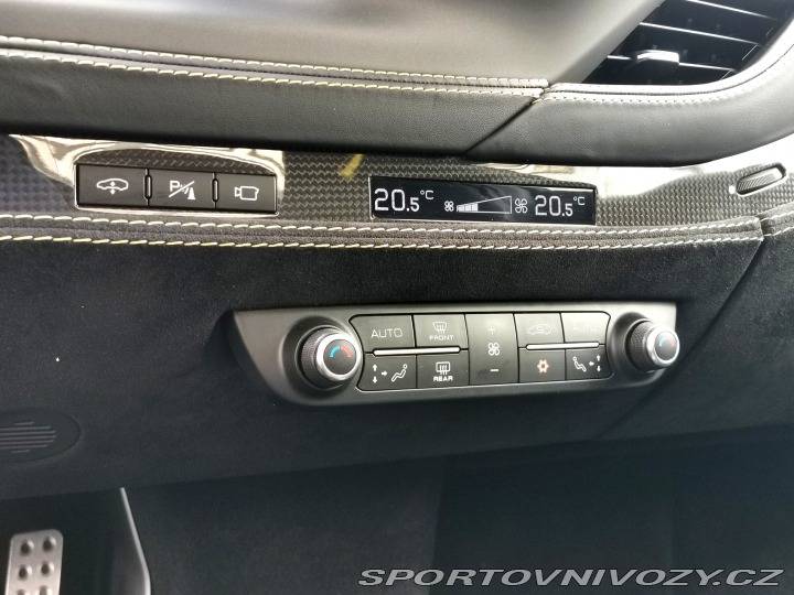 Ferrari F8 Spider *Lift*360°*Carbon 2023