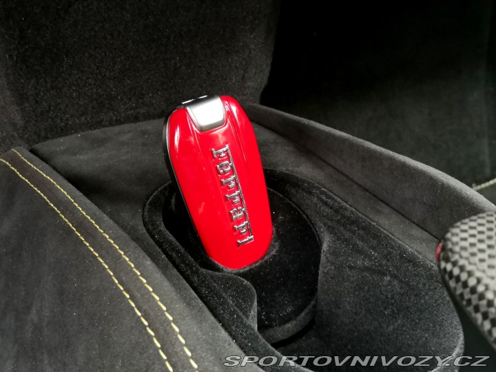 Ferrari F8 Spider *Lift*360°*Carbon 2023