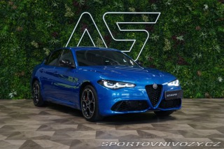 Alfa Romeo Giulia COMPETIZIONE*H/K*LED*ZÁRU 2023