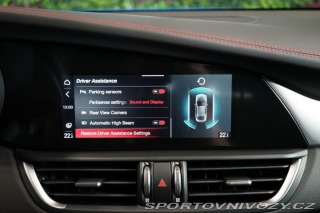 Alfa Romeo Giulia COMPETIZIONE*H/K*LED*ZÁRU 2023