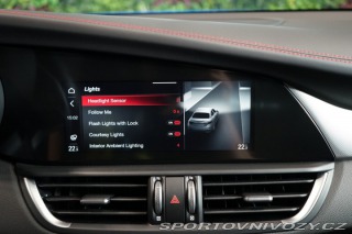 Alfa Romeo Giulia COMPETIZIONE*H/K*LED*ZÁRU 2023