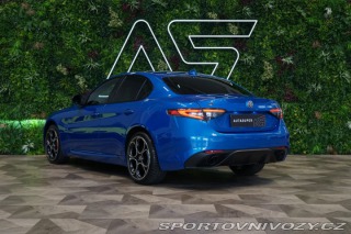 Alfa Romeo Giulia COMPETIZIONE*H/K*LED*ZÁRU 2023