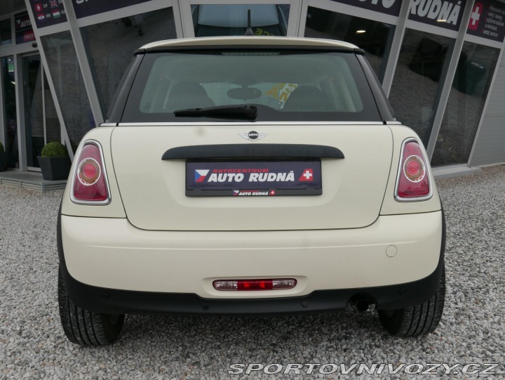 Mini Cooper One 1,6i Klima REZERVACE 2013