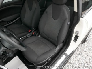 Mini Cooper One 1,6i Klima REZERVACE 2013