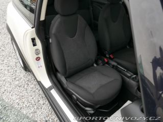 Mini Cooper One 1,6i Klima REZERVACE 2013