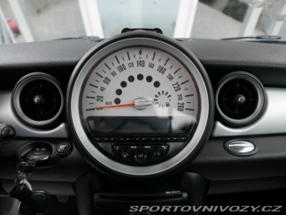 Mini Cooper One 1,6i Klima REZERVACE 2013