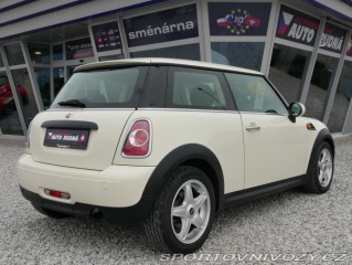 Mini Cooper One 1,6i Klima REZERVACE 2013