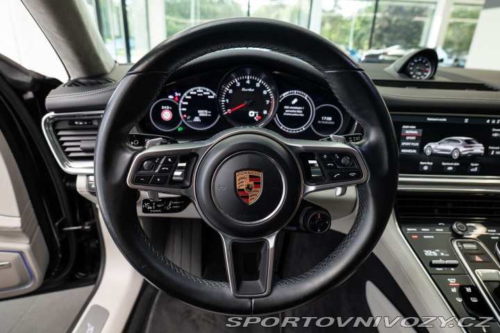 Porsche Panamera Turbo 2018