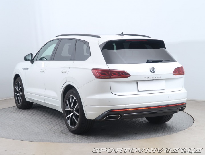 Volkswagen Ostatní modely Touareg R-Line 3.0 TDI 2021