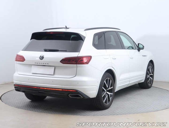 Volkswagen Ostatní modely Touareg R-Line 3.0 TDI 2021