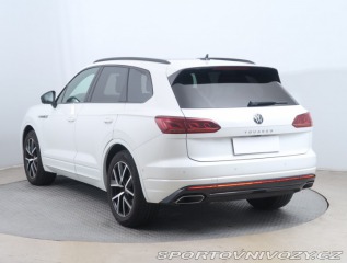 Volkswagen Ostatní modely Touareg R-Line 3.0 TDI 2021