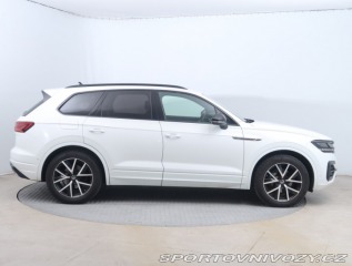 Volkswagen Ostatní modely Touareg R-Line 3.0 TDI 2021