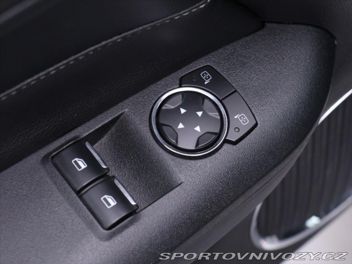 Ford Mustang 3,7 V6 224kW Automat Kůže 2015