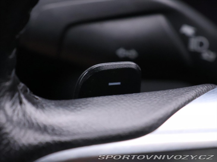 Ford Mustang 3,7 V6 224kW Automat Kůže 2015