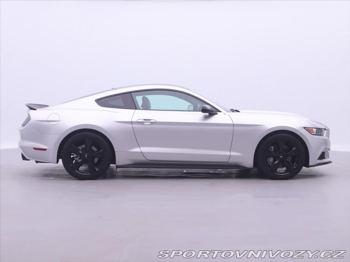 Ford Mustang 3,7 V6 224kW Automat Kůže 2015