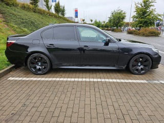 BMW 5 3,0   E60 530d