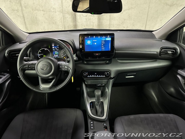 Toyota Yaris Comfort 1.5 Hybrid e-CVT 1800