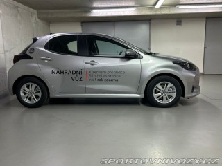 Toyota Yaris Comfort 1.5 Hybrid e-CVT 1800