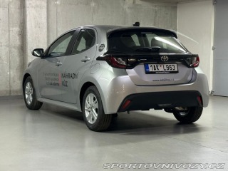Toyota Yaris Comfort 1.5 Hybrid e-CVT 1800