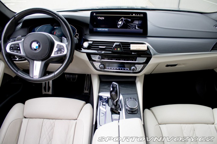 BMW 5 xDrive M-paket v záruce 2020