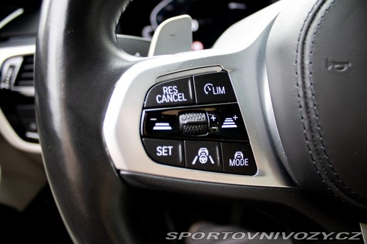 BMW 5 xDrive M-paket v záruce 2020