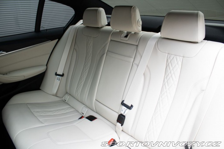 BMW 5 xDrive M-paket v záruce 2020