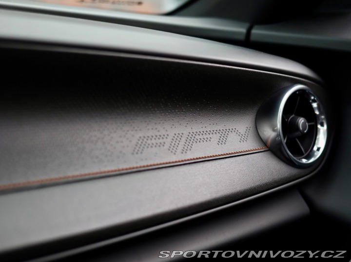 Chevrolet Camaro 6.2 V8 50th Anniversary 2017