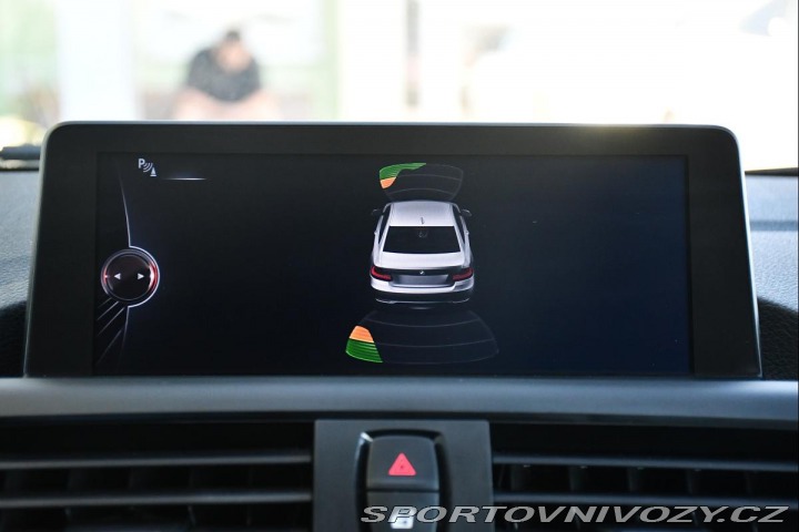 BMW 2 225d 160kW A/T NAVI KEYLE 2014