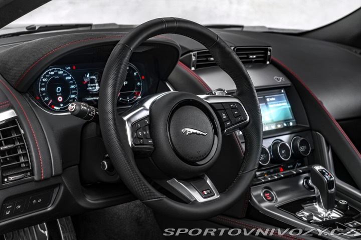 Jaguar F-Type R AWD coupe Performance 1800