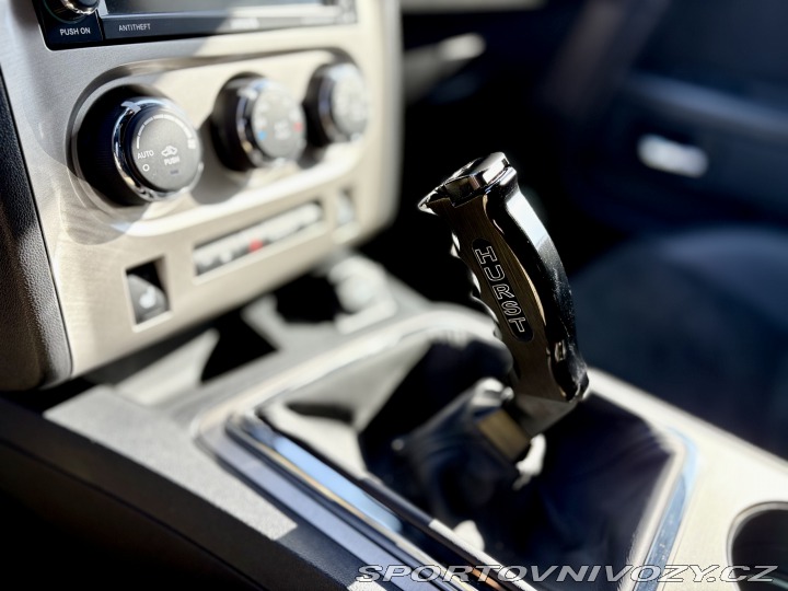 Dodge Challenger SRT8 2013