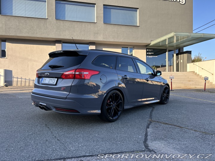 Ford Focus ST 2015