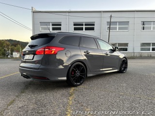 Ford Focus ST  2015