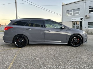 Ford Focus ST  2015