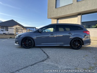 Ford Focus ST  2015