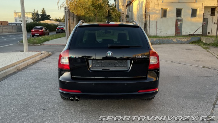 Škoda Octavia RS 2.0TDI DSG COLUMBUS 2011