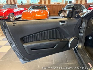Ford Mustang Shelby GT500 Convertible 2010