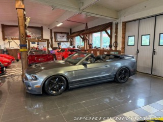 Ford Mustang Shelby GT500 Convertible 2010