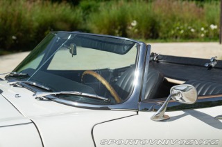 Jaguar E-Type I° SERIE 4.2 ROADSTER 1968