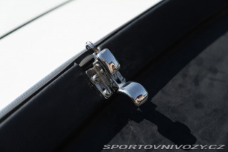 Jaguar E-Type I° SERIE 4.2 ROADSTER 1968