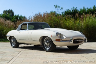 Jaguar E-Type I° SERIE 4.2 ROADSTER 1968