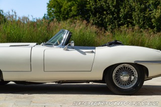 Jaguar E-Type I° SERIE 4.2 ROADSTER 1968